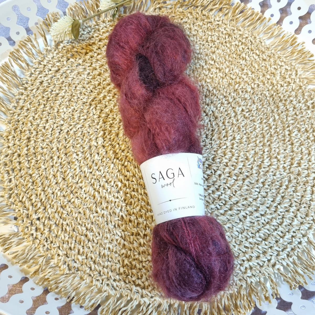 Lassi highland wool fluff, DK