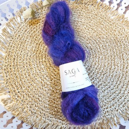 Lassi highland wool fluff, DK