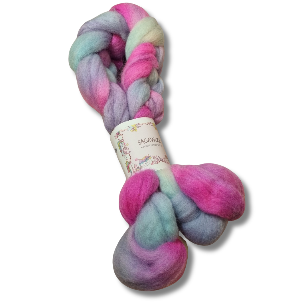 Käsinvärjätty villatopsi Corriedale 100g.