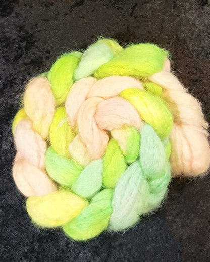 Käsinvärjätty BFL villatopsi, 100g