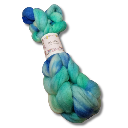 Käsinvärjätty villatopsi Corriedale 100g.