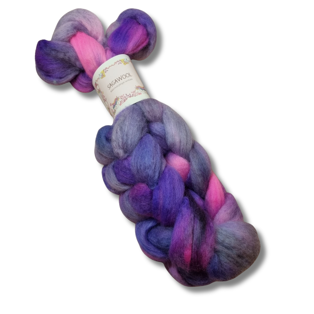 Käsinvärjätty villatopsi Corriedale 100g.