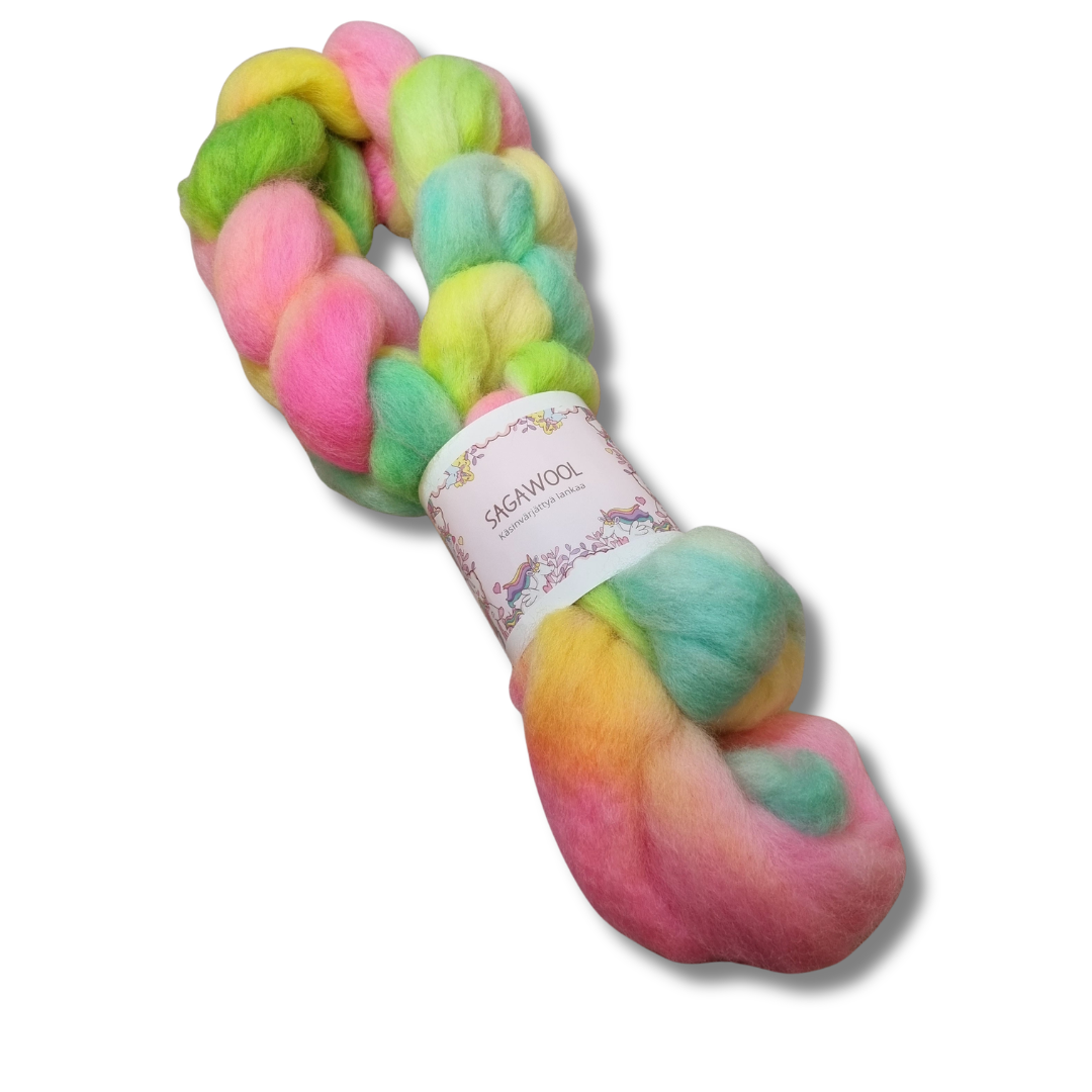 Käsinvärjätty villatopsi Corriedale 100g.
