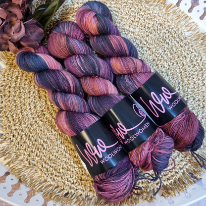WoolWomen - Autumn Masquerade