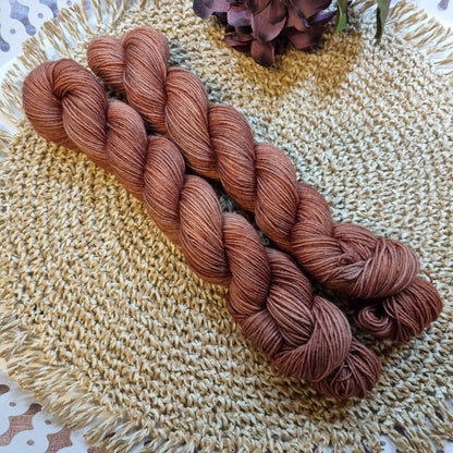 Lauri BFL villasekoitus, fingering, 50g.