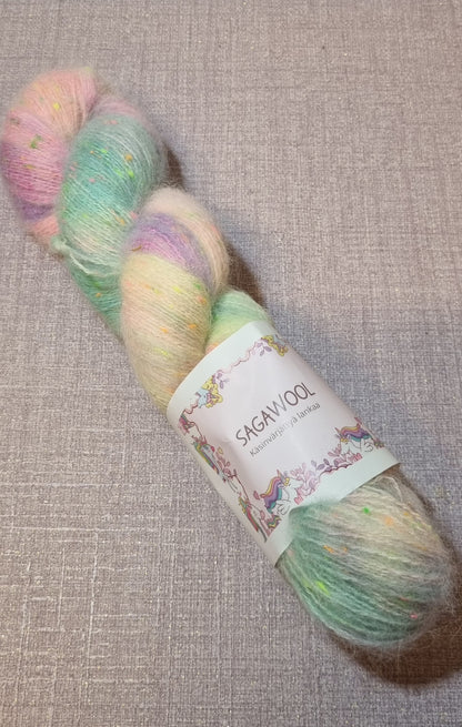 Siiri neontweed Fluff.