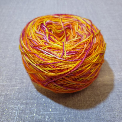 Käsinvärjätty puuvilla fingering, 100g/400m