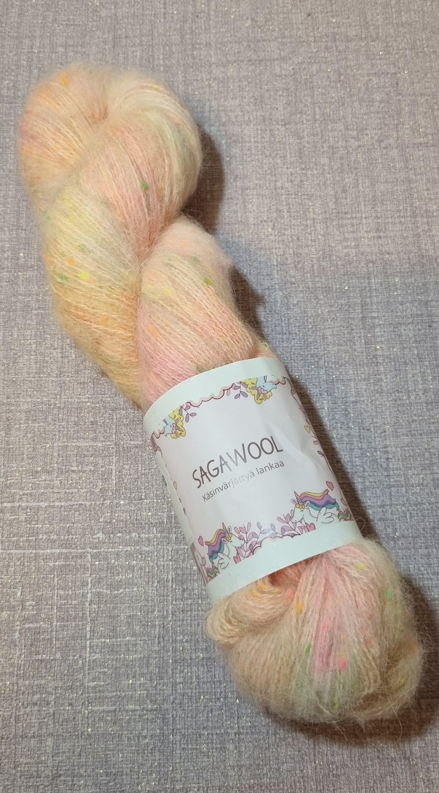 Siiri neontweed Fluff.